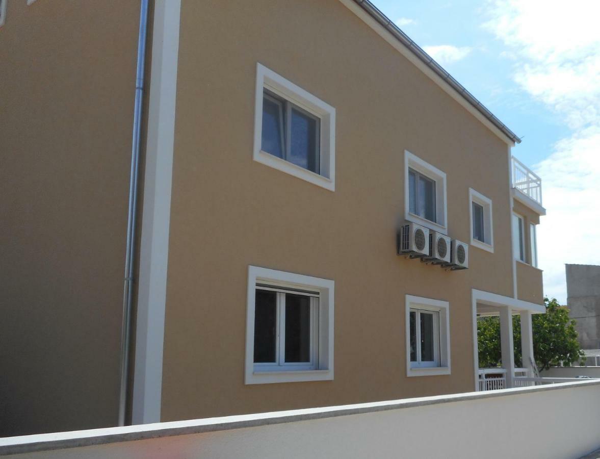Apartments Zelic Vodice Exterior foto