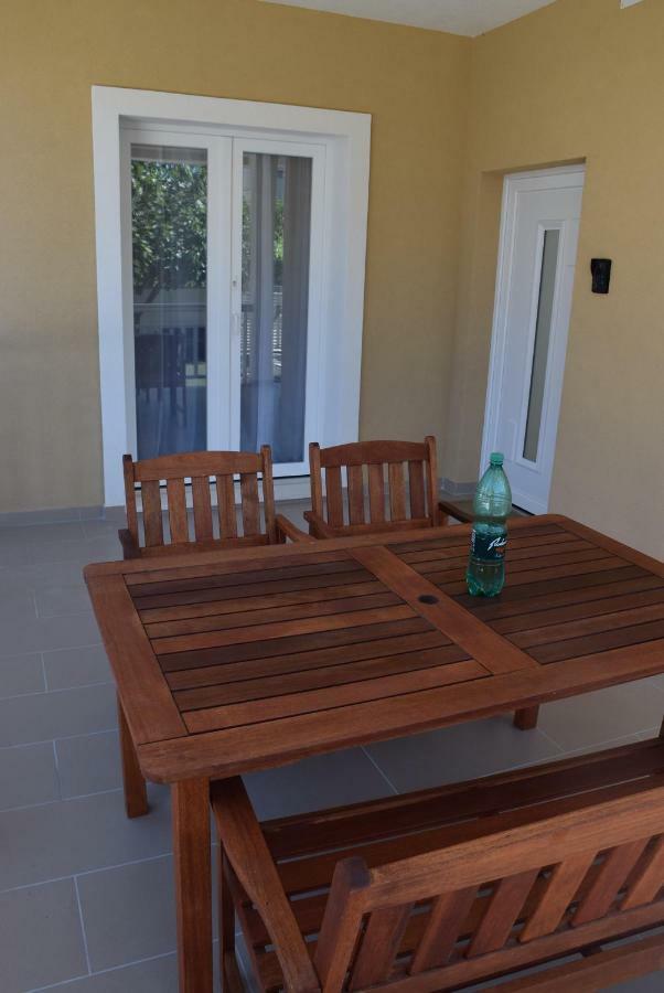Apartments Zelic Vodice Exterior foto