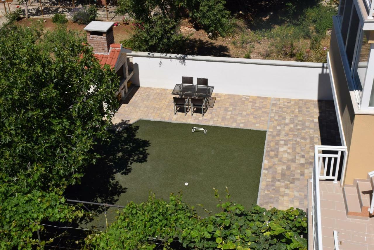 Apartments Zelic Vodice Exterior foto