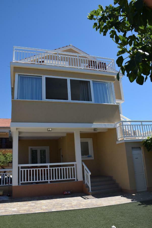 Apartments Zelic Vodice Exterior foto